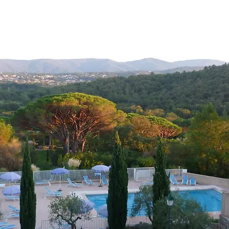 Les Bastides De غريمو